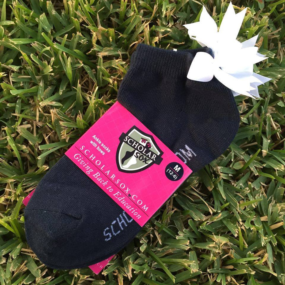 Navy ankle socks with white bows (2 pairs)