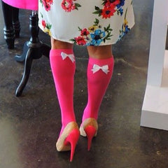 (LIMITED EDITION) Pink knee-high socks with white bows (2 pairs)
